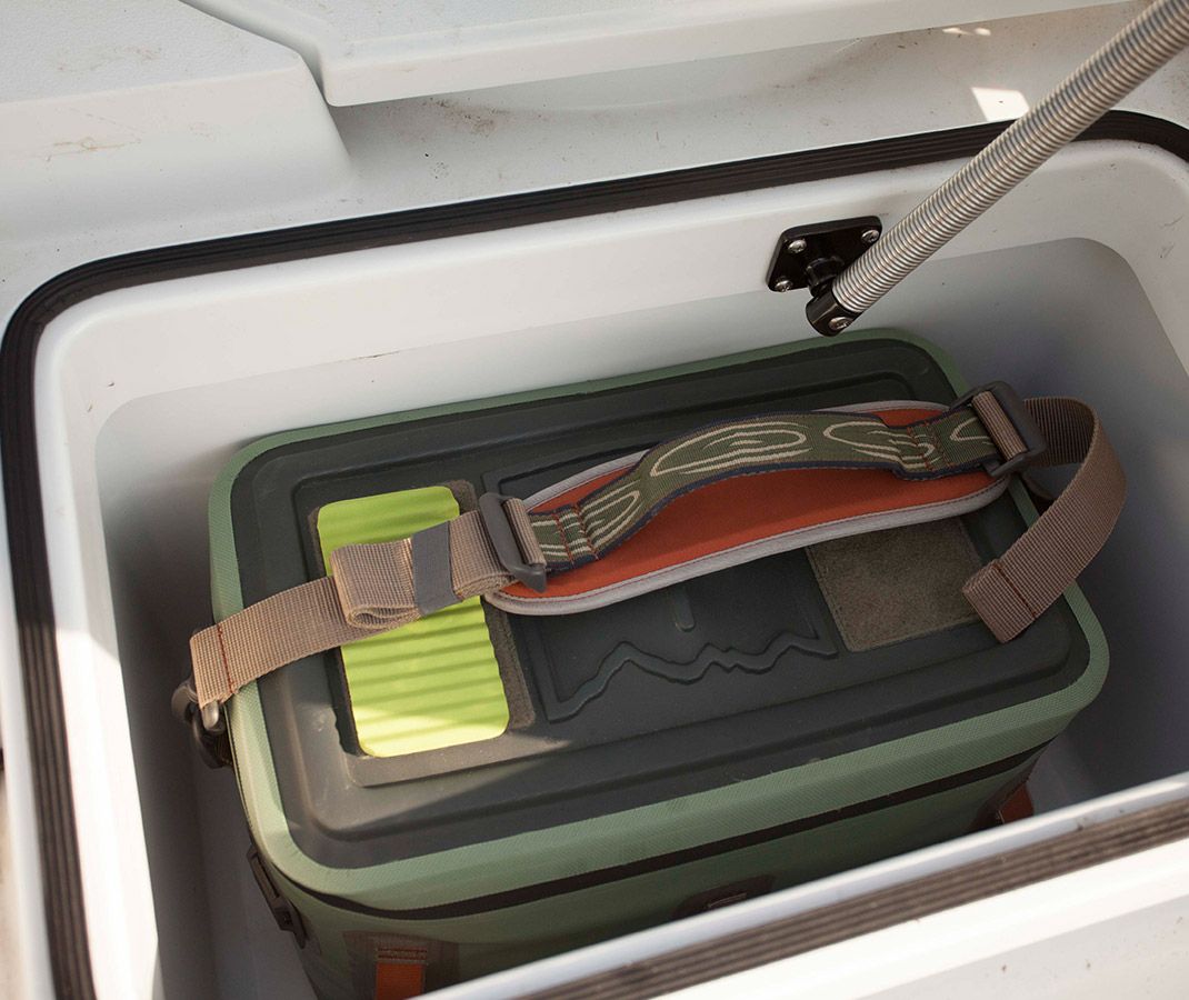 Fishpond Cutbank Gear Bag